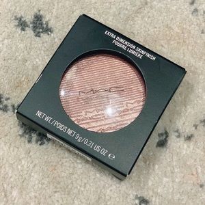 Mac extra dimension skin finish
